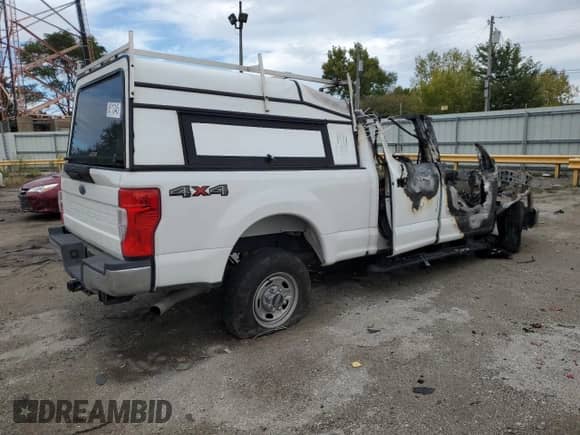 2022 Ford F-250 XL with VIN 1FT7W2B6XNED35562, listed as a Copart auction lot 85112445 with Not provided miles and Non repairable. Bid and sale history available at DreamBid. Image 3.