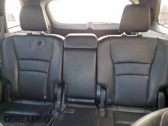 2019 Honda Passport Touring with VIN 5FNYF7H92KB002155, listed as a Copart auction lot 68212825 with 112,247 mi miles and Salvage title. Bid and sale history available at DreamBid. Image 10.