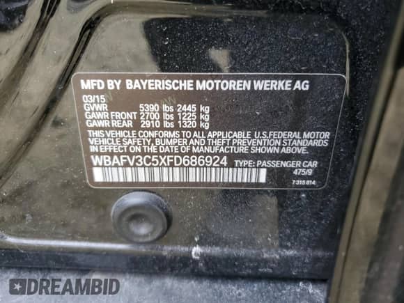 2015 BMW 5 Series 535d xDrive z VIN WBAFV3C5XFD686924, wystawiony jako Copart lot #50305025 z przebiegiem Nie podano mil oraz Szkoda całkowita • Salvage title. Historia ofert i sprzedaży dostępna na DreamBid. Obrazek 14.