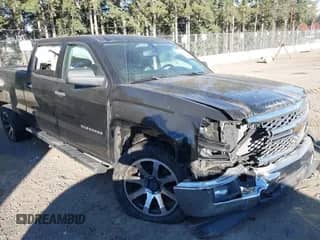 2014 Chevrolet Silverado 1500 LT with VIN 1GCUKREC4EF193681, listed as a IAAI auction lot 43472772 with 134,061 mi miles and . Bid and sale history available at DreamBid. Image 1.