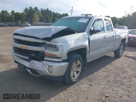 2016 Chevrolet Silverado 1500 LT z VIN 1GCVKRECXGZ221862, wystawiony jako IAAI lot #43234455 z przebiegiem 37 231 mil mil oraz . Historia ofert i sprzedaży dostępna na DreamBid. Obrazek 17.