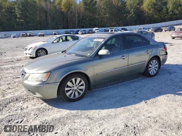 2009 Hyundai Sonata Limited z VIN 5NPEU46F69H560960, wystawiony jako Copart lot #89630475 z przebiegiem 293 739 mil mil oraz Szkoda całkowita • Salvage title. Historia ofert i sprzedaży dostępna na DreamBid. Obrazek 1.