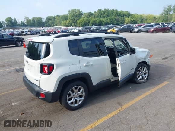 2017 Jeep Renegade Latitude с VIN ZACCJABB3HPE48978, выставлен на аукционе IAAI как лот 42988398 с пробегом 122 734 миль миль и . История ставок и продаж доступна на DreamBid. Изображение 4.