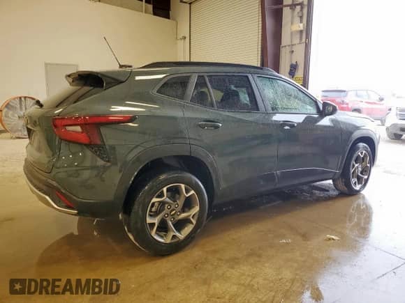 2025 Chevrolet Trax LT с VIN KL77LHEP6SC217657, выставлен на аукционе Copart как лот 61815025 с пробегом Не указан миль и Чистый • Clean title. История ставок и продаж доступна на DreamBid. Изображение 3.