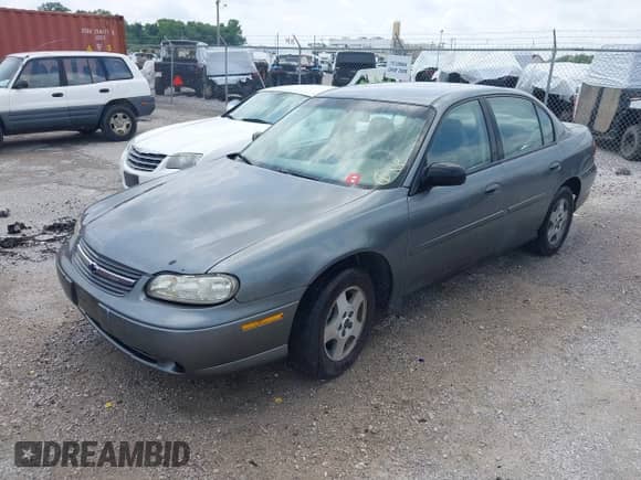 2005 Chevrolet Malibu Classic с VIN 1G1ND52F35M248471, выставлен на аукционе IAAI как лот 42762966 с пробегом Не указан миль и . История ставок и продаж доступна на DreamBid. Изображение 2.