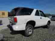 1998 Chevrolet Blazer LS с VIN 1GNCS18W1WK247540, выставлен на аукционе Copart как лот 87942035 с пробегом 210 230 миль миль и Списание • Salvage title. История ставок и продаж доступна на DreamBid. Изображение 3.
