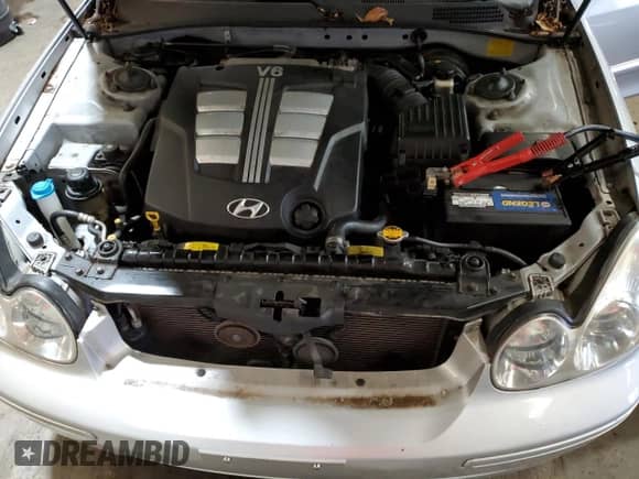 2002 Hyundai Sonata GLS with VIN KMHWF35HX2A568421, listed as a Copart auction lot 81285465 with 65,607 mi miles and Clean title. Bid and sale history available at DreamBid. Image 11.