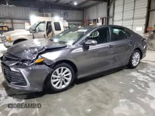 2024 Toyota Camry LE with VIN 4T1C11AK4RU233509, listed as a Copart auction lot 53873885 with 20,787 mi miles and Clean title. Bid and sale history available at DreamBid. Image 1.