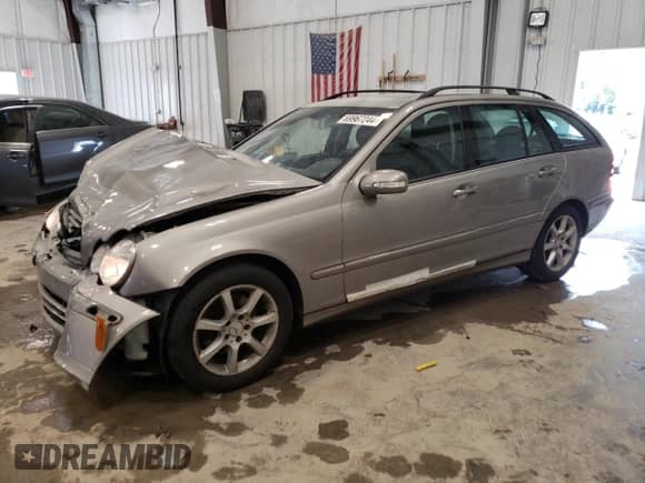 2005 Mercedes-Benz C 240 with VIN WDBRH81JX5F565395, listed as a Copart auction lot 69967244 with 141,692 mi miles and Non repairable. Bid and sale history available at DreamBid. Image 1.