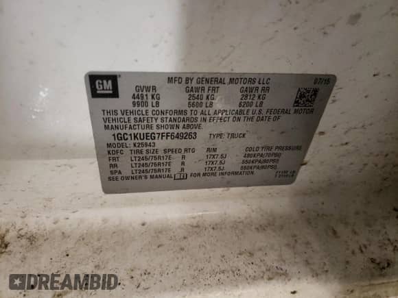 2015 Chevrolet Silverado 2500HD Work Truck z VIN 1GC1KUEG7FF649263, wystawiony jako Copart lot #44401835 z przebiegiem 184 654 mil mil oraz Szkoda całkowita • Salvage title. Historia ofert i sprzedaży dostępna na DreamBid. Obrazek 14.