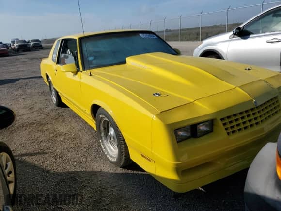 1987 Chevrolet Monte Carlo с VIN 1G1GZ11G1HP127793, выставлен на аукционе Copart как лот 75700654 с пробегом 99 478 миль миль и Списание • Salvage title. История ставок и продаж доступна на DreamBid. Изображение 4.