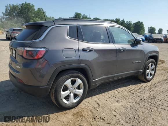 2018 Jeep Compass Latitude with VIN 3C4NJDBBXJT253257, listed as a Copart auction lot 65964955 with 60,088 mi miles and Clean title. Bid and sale history available at DreamBid. Image 3.