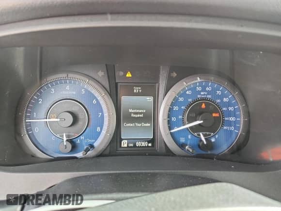 2018 Toyota Sienna LE with VIN 5TDKZ3DC3JS920966, listed as a Copart auction lot 72022415 with 69,369 mi miles and Salvage title. Bid and sale history available at DreamBid. Image 9.