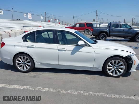 2016 BMW 3 Series 320i with VIN WBA8A9C56GK622528, listed as a IAAI auction lot 42933812 with 112,126 mi miles and . Bid and sale history available at DreamBid. Image 13.