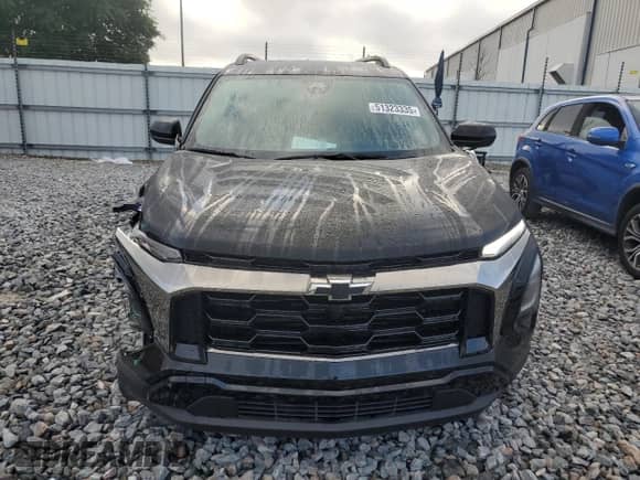2025 Chevrolet Equinox FWD ACTIV z VIN 3GNAXKEG5SL175634, wystawiony jako Copart lot #51323335 z przebiegiem 4 494 mil mil oraz Szkoda całkowita • Salvage title. Historia ofert i sprzedaży dostępna na DreamBid. Obrazek 5.