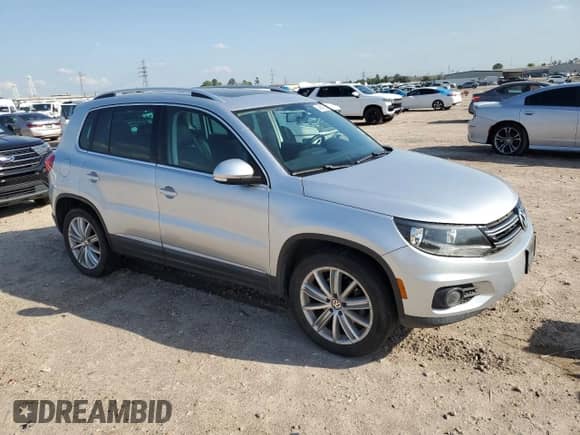 2013 Volkswagen Tiguan SE с VIN WVGAV7AX5DW512832, выставлен на аукционе Copart как лот 49645605 с пробегом 121 341 миль миль и Чистый • Clean title. История ставок и продаж доступна на DreamBid. Изображение 4.