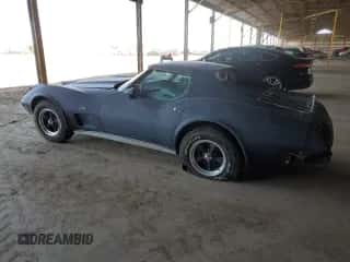 1977 Chevrolet Corvette с VIN 1Z37L7S432875, выставлен на аукционе Copart как лот 60840505 с пробегом 82 053 миль миль и Чистый • Clean title. История ставок и продаж доступна на DreamBid. Изображение 2.
