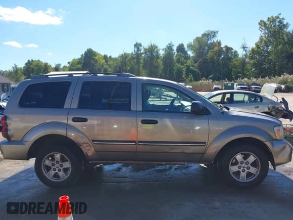 2007 Dodge Durango SLT with VIN 1D8HB48P87F558659, listed as a IAAI auction lot 40526765 with 155,984 mi miles and . Bid and sale history available at DreamBid. Image 13.