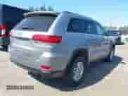2020 Jeep Grand Cherokee Altitude z VIN 1C4RJFAG6LC163354, wystawiony jako IAAI lot #42349438 z przebiegiem 115 731 mil mil oraz . Historia ofert i sprzedaży dostępna na DreamBid. Obrazek 4.