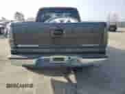 2005 Chevrolet Silverado 1500 LS z VIN 2GCEC19VX51256322, wystawiony jako Copart lot #83776564 z przebiegiem Nie podano mil oraz Szkoda całkowita • Salvage title. Historia ofert i sprzedaży dostępna na DreamBid. Obrazek 6.