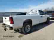 2005 Chevrolet Silverado 1500 z VIN 1GCEC14T95Z121233, wystawiony jako Copart lot #80187394 z przebiegiem 207 659 mil mil oraz Czysty tytuł • Clean title. Historia ofert i sprzedaży dostępna na DreamBid. Obrazek 3.