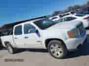 2008 GMC Sierra 1500 SLE1 z VIN 3GTEC13J48G183191, wystawiony jako IAAI lot #41400811 z przebiegiem 249 798 mil mil oraz . Historia ofert i sprzedaży dostępna na DreamBid. Obrazek 13.