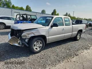 2006 Chevrolet Silverado 1500 LT1 z VIN 1GCEC19Z96Z218902, wystawiony jako Copart lot #61615945 z przebiegiem 144 256 mil mil oraz Szkoda całkowita • Salvage title. Historia ofert i sprzedaży dostępna na DreamBid. Obrazek 1.