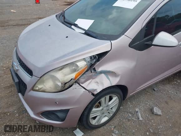 2013 Chevrolet Spark LT с VIN KL8CD6S90DC620778, выставлен на аукционе IAAI как лот 42590195 с пробегом 157 037 миль миль и . История ставок и продаж доступна на DreamBid. Изображение 6.