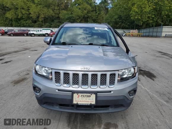 2017 Jeep Compass High Altitude с VIN 1C4NJDEB2HD168148, выставлен на аукционе Copart как лот 70973585 с пробегом 94 136 миль миль и Списание • Salvage title. История ставок и продаж доступна на DreamBid. Изображение 5.