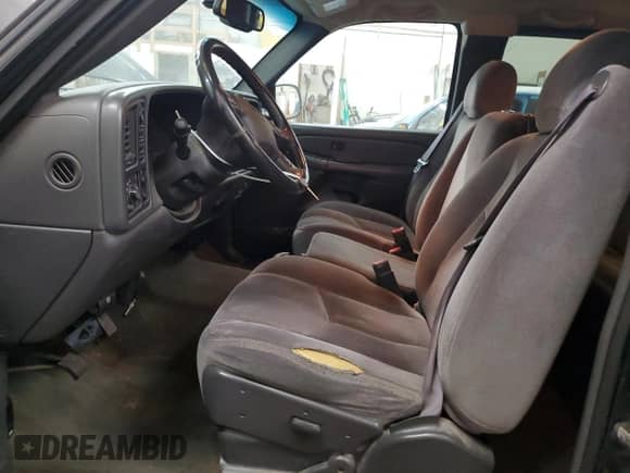 2006 GMC Sierra 1500 SLE1 z VIN 1GTEK19B06Z242009, wystawiony jako Copart lot #47706105 z przebiegiem 235 154 mil mil oraz Nie do naprawy • Non repairable. Historia ofert i sprzedaży dostępna na DreamBid. Obrazek 7.