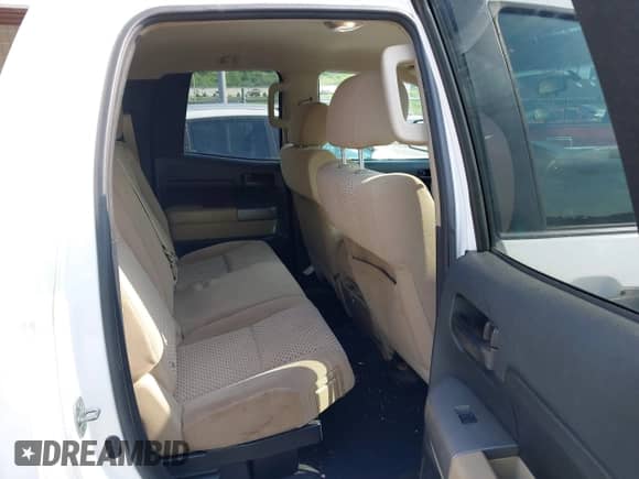2012 Toyota Tundra с VIN 5TFUM5F16CX032465, выставлен на аукционе IAAI как лот 42460427 с пробегом 273 997 миль миль и . История ставок и продаж доступна на DreamBid. Изображение 8.
