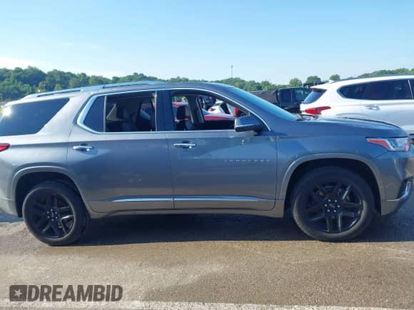 2021 Chevrolet Traverse Premier with VIN 1GNEVKKW1MJ199524, listed as a IAAI auction lot 42365345 with 120,806 mi miles and . Bid and sale history available at DreamBid. Image 13.