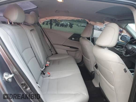 2016 Honda Accord Touring with VIN 1HGCR3F9XGA026945, listed as a Copart auction lot 81738185 with 39,468 mi miles and Salvage title. Bid and sale history available at DreamBid. Image 10.