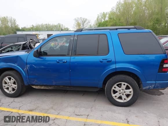 2010 Ford Explorer with VIN 1FMEU7D8XAUA09684, listed as a IAAI auction lot 42254360 with 106,736 mi miles and . Bid and sale history available at DreamBid. Image 14.