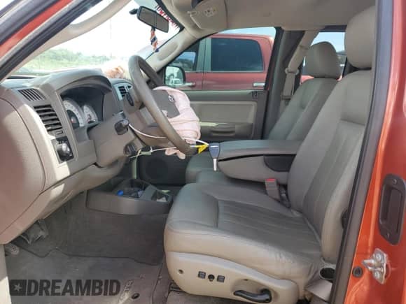 2007 Dodge Dakota Laramie with VIN 1D3HW52P97S196129, listed as a Copart auction lot 80103655 with 38,415 mi miles and Salvage title. Bid and sale history available at DreamBid. Image 7.