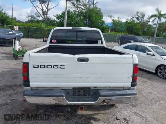 1999 Dodge 2500 with VIN 3B7KC2369XG236101, listed as a IAAI auction lot 43115445 with 267,588 mi miles and . Bid and sale history available at DreamBid. Image 16.