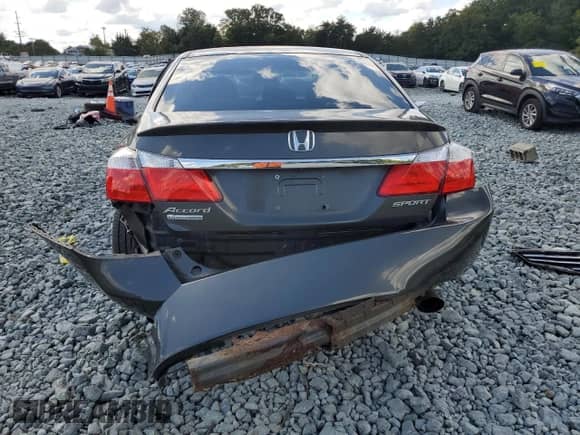 2014 Honda Accord Sport с VIN 1HGCR2F52EA199850, выставлен на аукционе Copart как лот 80522845 с пробегом 101 732 миль миль и Списание • Salvage title. История ставок и продаж доступна на DreamBid. Изображение 6.