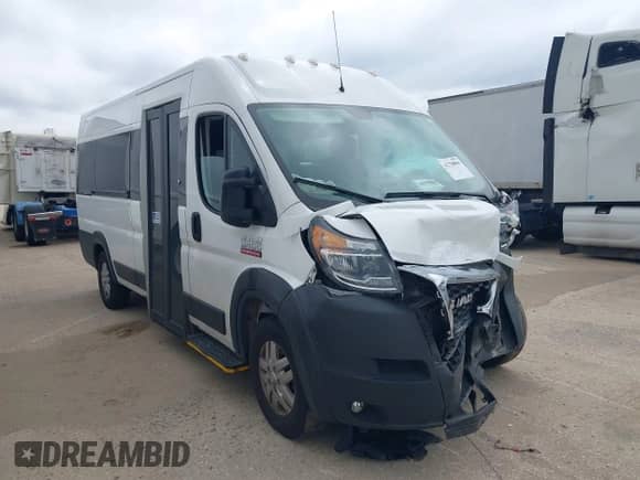 2020 Ram ProMaster z VIN 3C6URVUG1LE113972, wystawiony jako IAAI lot #42729990 z przebiegiem 45 177 mil mil oraz . Historia ofert i sprzedaży dostępna na DreamBid. Obrazek 1.