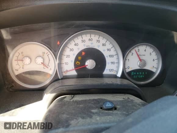 2008 Dodge Dakota SLT с VIN 1D7HW48N28S567955, выставлен на аукционе Copart как лот 57846685 с пробегом 227 084 миль миль и Списание • Salvage title. История ставок и продаж доступна на DreamBid. Изображение 9.