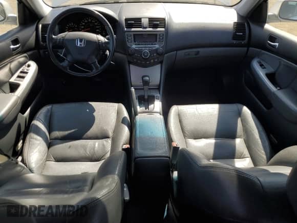 2006 Honda Accord z VIN JHMCN36416C000475, wystawiony jako Copart lot #59582215 z przebiegiem 174 145 mil mil oraz Szkoda całkowita • Salvage title. Historia ofert i sprzedaży dostępna na DreamBid. Obrazek 8.