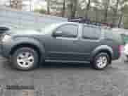 2012 Nissan Pathfinder SV z VIN 5N1AR1NBXCC611355, wystawiony jako IAAI lot #41517590 z przebiegiem 128 870 mil mil oraz . Historia ofert i sprzedaży dostępna na DreamBid. Obrazek 14.