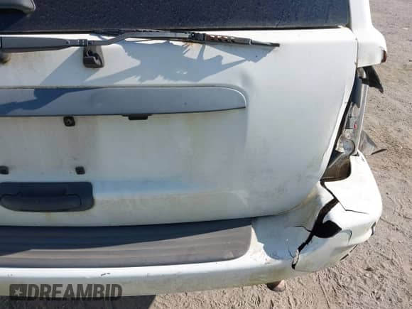 2004 Jeep Grand Cherokee Laredo with VIN 1J4GX48S54C287065, listed as a IAAI auction lot 42780912 with 367,484 mi miles and . Bid and sale history available at DreamBid. Image 15.