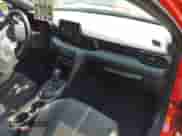 2022 Hyundai Veloster z VIN KMHT36AH5NU015388, wystawiony jako IAAI lot #42492097 z przebiegiem 31 757 mil mil oraz . Historia ofert i sprzedaży dostępna na DreamBid. Obrazek 5.