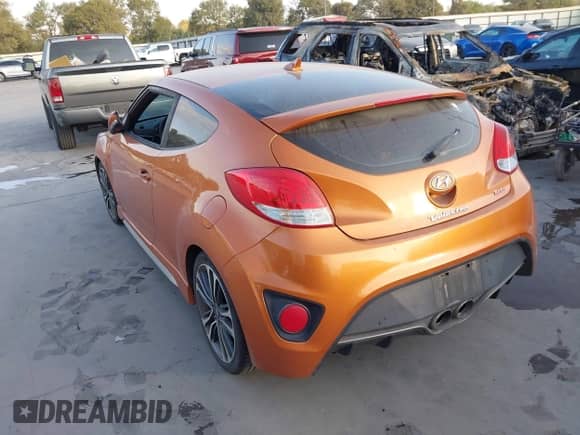 2016 Hyundai Veloster Turbo с VIN KMHTC6AE0GU304235, выставлен на аукционе IAAI как лот 43497976 с пробегом 108 541 миль миль и . История ставок и продаж доступна на DreamBid. Изображение 3.