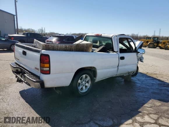 2005 GMC Sierra 1500 Work Truck with VIN 1GTEC14V35Z218526, listed as a Copart auction lot 48959935 with Not provided miles and Non repairable. Bid and sale history available at DreamBid. Image 3.