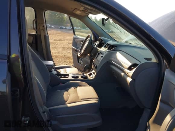 2016 Chevrolet Traverse LS с VIN 1GNKVFKD5GJ131479, выставлен на аукционе IAAI как лот 42848592 с пробегом 110 161 миль миль и . История ставок и продаж доступна на DreamBid. Изображение 5.