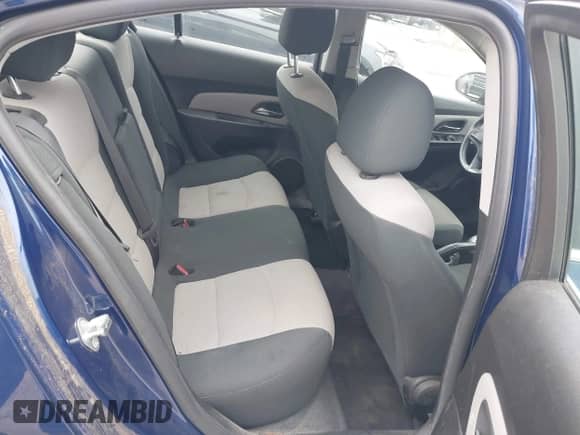 2012 Chevrolet Cruze LS с VIN 1G1PC5SH1C7169860, выставлен на аукционе IAAI как лот 43583707 с пробегом 81 838 миль миль и . История ставок и продаж доступна на DreamBid. Изображение 8.