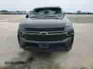 2022 Chevrolet Tahoe RST z VIN 1GNSCRKD5NR117409, wystawiony jako Copart lot #53861925 z przebiegiem 208 121 mil mil oraz Czysty tytuł • Clean title. Historia ofert i sprzedaży dostępna na DreamBid. Obrazek 14.