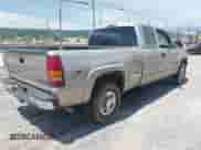 2000 Chevrolet Silverado 2500 LS with VIN 1GCGK29U8YE215392, listed as a IAAI auction lot 42820131 with Not provided miles and . Bid and sale history available at DreamBid. Image 4.