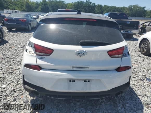 2020 Hyundai Elantra N Line z VIN KMHH55LC7LU139266, wystawiony jako Copart lot #49279955 z przebiegiem 70 688 mil mil oraz Szkoda całkowita • Salvage title. Historia ofert i sprzedaży dostępna na DreamBid. Obrazek 6.